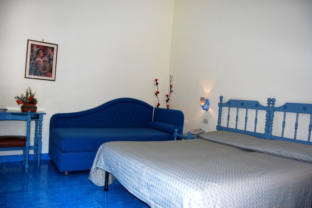 Hotel La Certosa Massa Lubrense Buitenkant foto