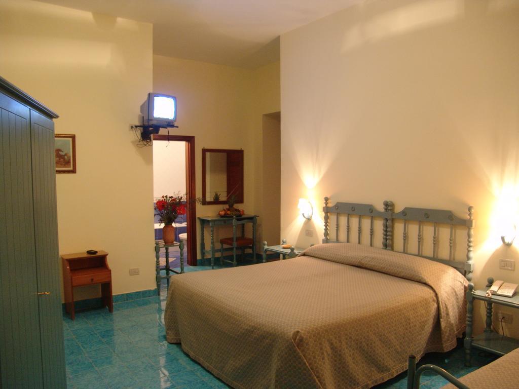 Hotel La Certosa Massa Lubrense Buitenkant foto